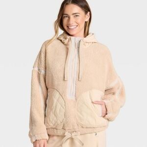 JoyLab Women's Contrast High Pile 1/2 Zip Jacket - Medium - Almond Color